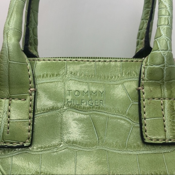 Tommy Hilfiger mini crocodile embossed green purse/Crossbody - Picture 2 of 6